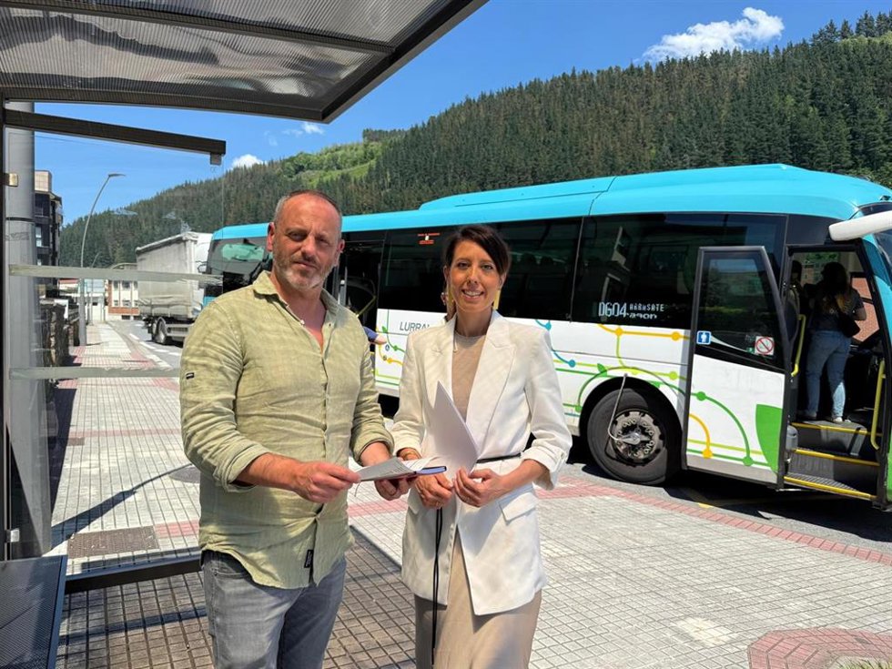 Diputación añade otras cuatro expediciones más a la línea GO07 de Lurraldebus hasta Legazpi de lunes a viernes