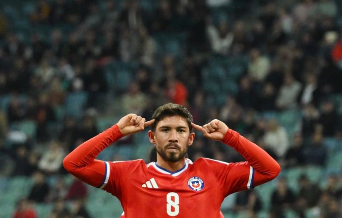 Archivo - Chile.- Felipe Loyola fue oficializado como nuevo jugador del Pisa de Italia