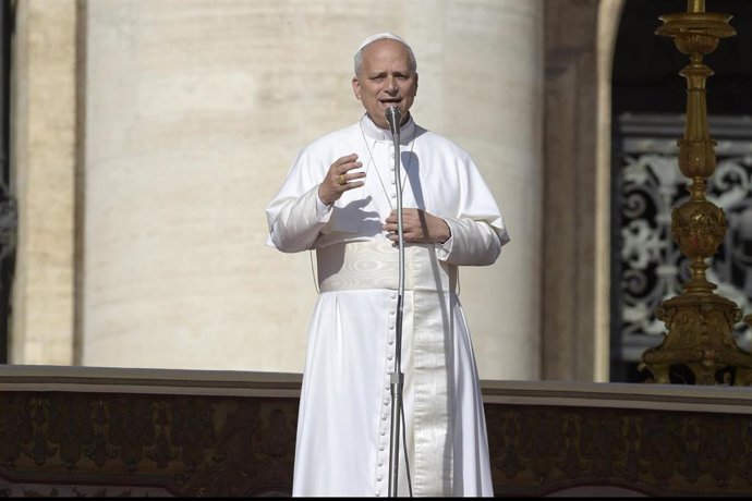 Archivo - El Papa León XIV durante la canonización de Carlo Acutis, en la Plaza de San Pedro del Vaticano, a 7 de septiembre de 2025, en Roma (Italia). 