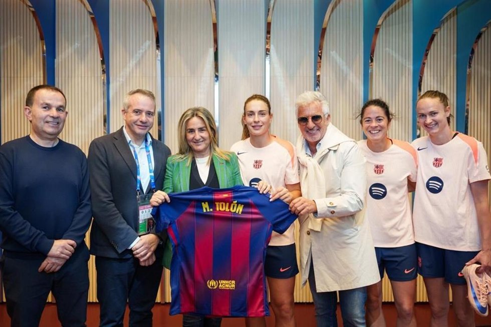 Milagros Tolón visita en Oslo al FC Barcelona Femení antes de la final de la Champions League.