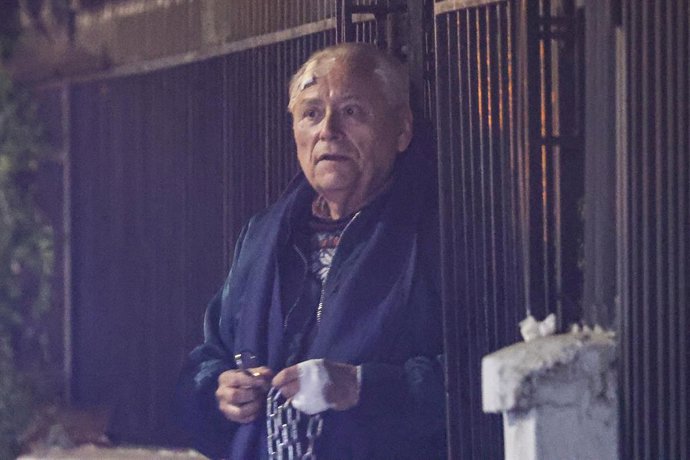 Santiago, 22 de mayo de 2026.  Turbazo a la casa del Ex Presidente del Tribunal Constitucional Ivan Arostica ubicado en Calle Gaspar Banda en San Miguel termina con un enfrentamiento a tiros con resultado de un delincuente muerto y 6 detenidos, ademas de