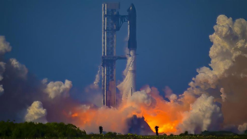 Una nueva versión del cohete Starship de SpaceX despega desde Starbase, Texas, el 22 de mayo de 2026