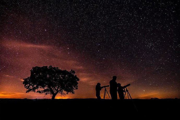 Archivo - Actividades de astroturismo en la provincia de Cáceres