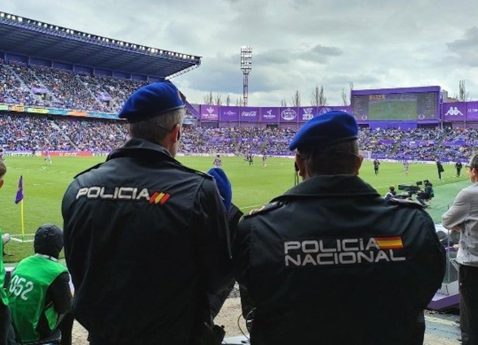 La Policía Nacional desplegará un amplio dispositivo de seguridad para el encuentro entre el Real Valladolid y el Deportivo de la Coruña