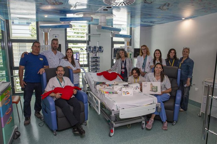 Son Espases incorpora 12 butacas ergonómicas para su UCI pediátrica
