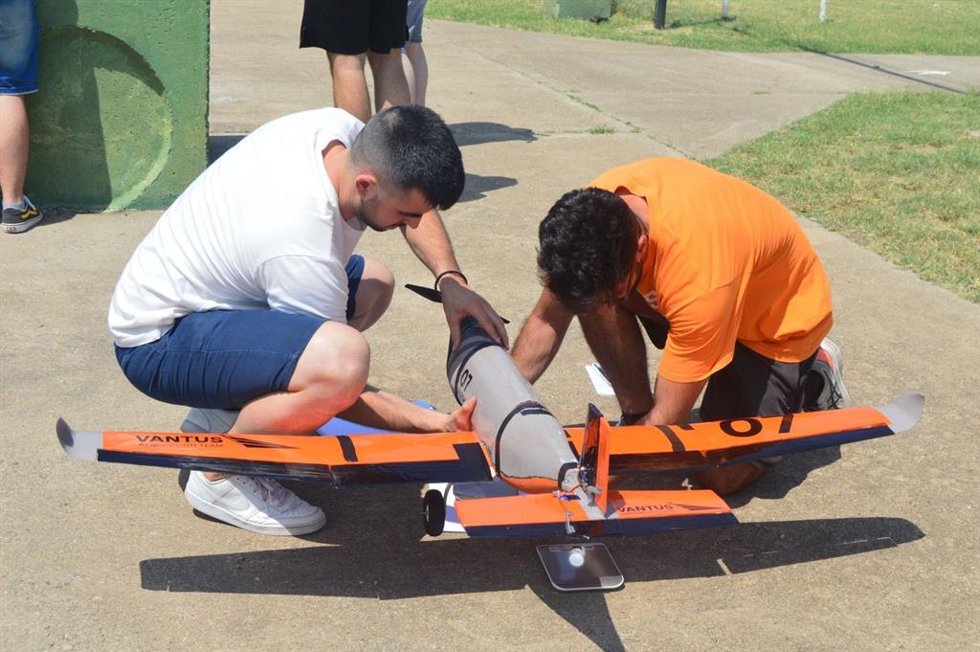 Jaleo, primer avion de la asociación. Posicion a media tabla en el XtraChallenge2023 con mejor report técnico.