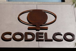 Santiago, 28 de Abril de 2026. Fachada del edficio de Codelco en calle Huerfanos en el centro de Santiago. Jonnathan Oyarzun/Aton Chile