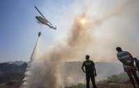 Declarado un incendio en el Cortijo Moyano de Játar (Granada) que ha movilizado a dos helicópteros