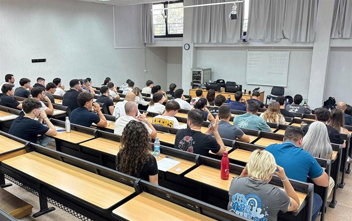 Más de 572 personas aspiran a obtener una de las 98 plazas de policía local de Baleares