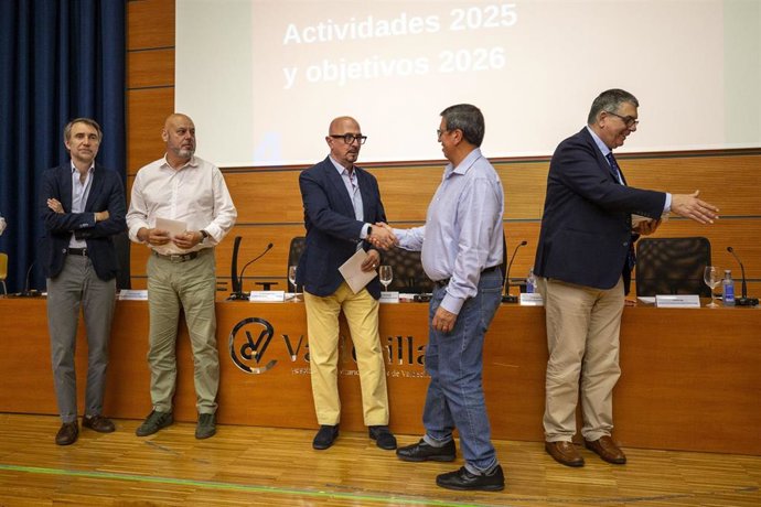 La Hermandad de Donantes de Sangre distingue a 160 personas que han superado las 40 donaciones