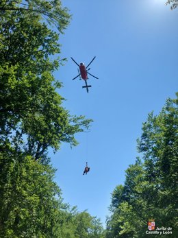 Evacuado un motorista que ha sufrido una caída en Valle de Losa (Burgos)