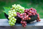 Foto: Tres porciones diarias de uvas podrían hacer la piel más resistente a la radiación ultravioleta