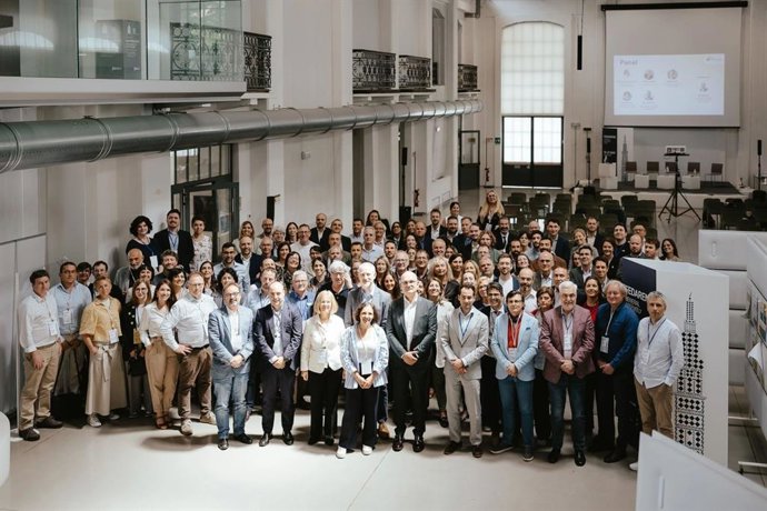 Archivo - Participantes en la asamblea general de Fedarene de 2026, en Módena (Italia), donde se ha elegido a Extremadura como sede de la asamblea de 2027.