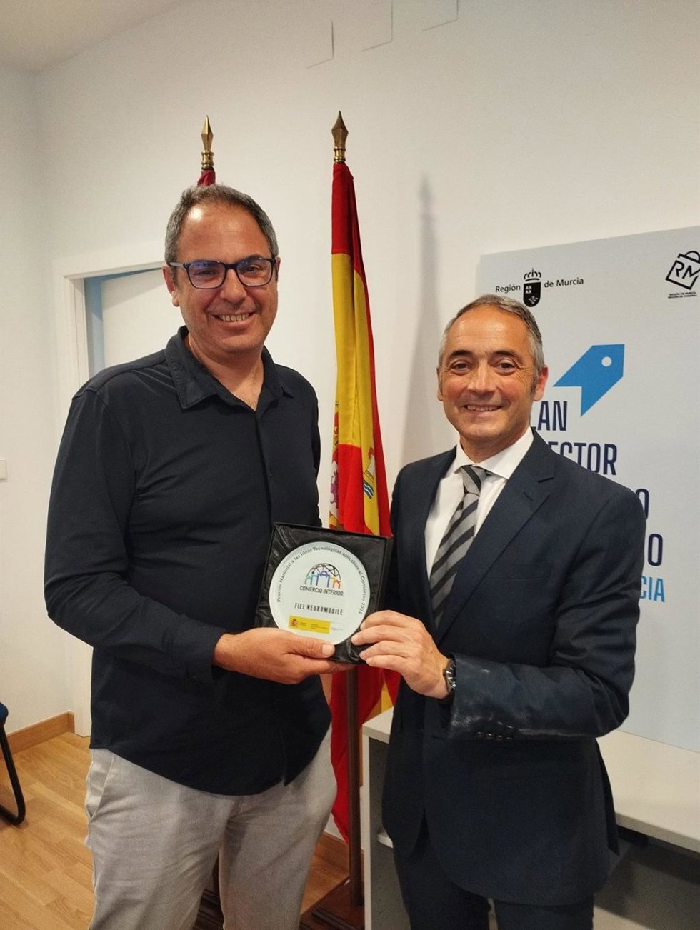La empresa tecnológica Neuromobile ha desarrollado esta herramienta, denominada FIEL, que se basada en Inteligencia Artificial y está orientada a mejorar la dinamización y fidelización del comercio local