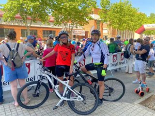 Los concejales de Teruel Existe Beatriz Redón y Eduardo Barragán.