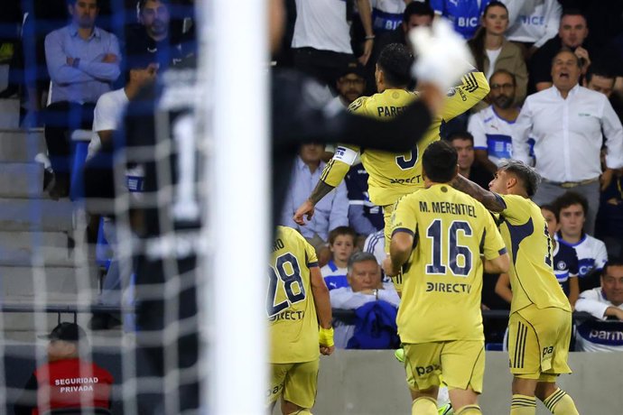 Futbol, Universidad Catolica vs Boca Juniors Fase de grupos, Copa Libertadores 2026. El jugador de Boca Juniors Leandro Paredes, centro, celebra su gol durante el partido de copa libertadores por el grupo D contra Universidad Catolica disputado en el