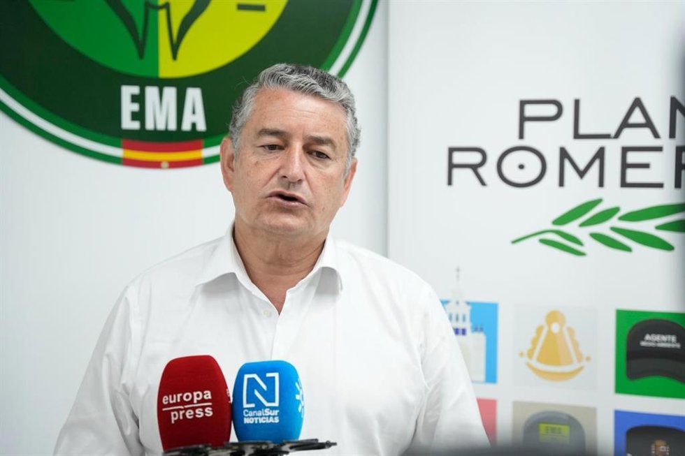 El consejero en funciones de Sanidad, Presidencia y Emergencias, Antonio Sanz