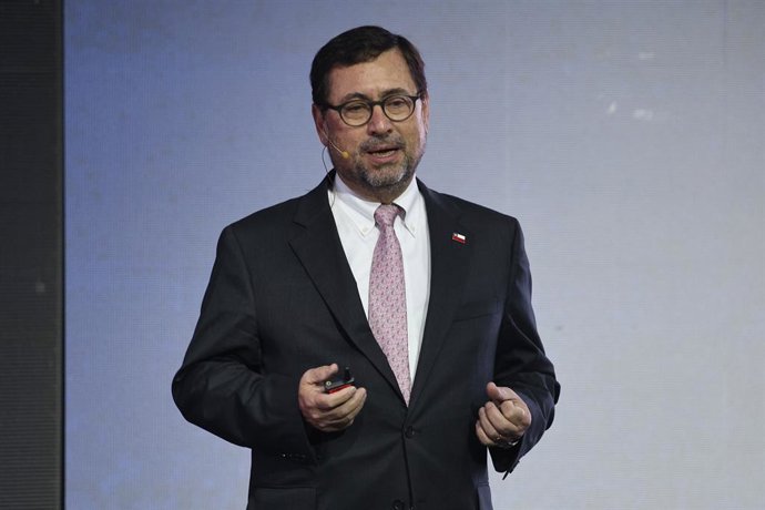 Santiago, 22 de Abril de 2026.  Ministro de Relaciones Exteriores Francisco Perez Mackenna expone en el foro economico Latam Focus 2026 en centro de eventos Isidora 3000  Diego Martin/Aton Chile