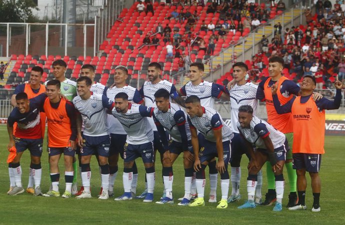 Futbol, Rangers vs Deportes Recoleta,  liguilla Promocion  2024 El equipo de Deportes Recoleta es fotografiado durante el partido de Liguilla Ascenso contra Rangers disputado en el estadio Fiscal de Talca en Talca, Chile. 30/11/2024 Jose