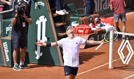 Tenis