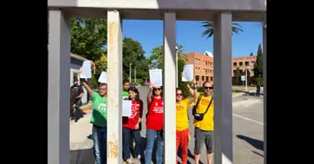 Educació cita sindicats docents hui de vesprada després de rebre la nova proposta d'acord per a desconvocar la vaga
