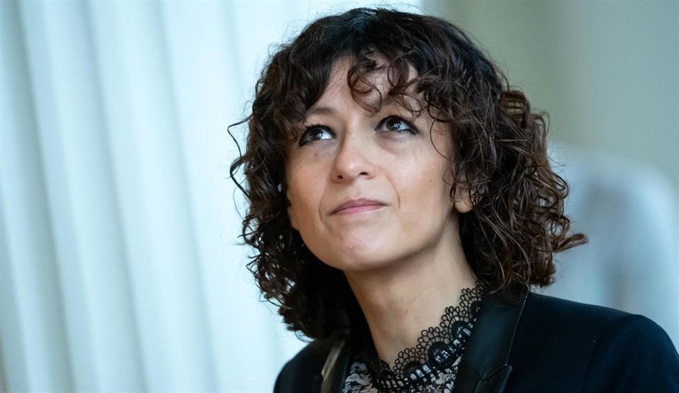 Archivo - 12 October 2020, Berlin: French genetic researcher Emmanuelle Charpentier, winner of 2020 Nobel Prize for Chemistry together with American biochemist Jennifer Doudna, speaks during a press conference at the Rotes Rathaus. Photo: Bernd von Jutrcz