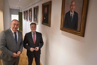 El presidente de la Diputación de Segovia, Miguel Ángel de Vicente, y el presidente de las Cortes, Francisco Vázquez.