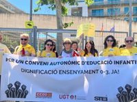 Las trabajadoras de las 'escoletes' esperan que la mediación del Govern fuerce a las patronales a negociar el convenio