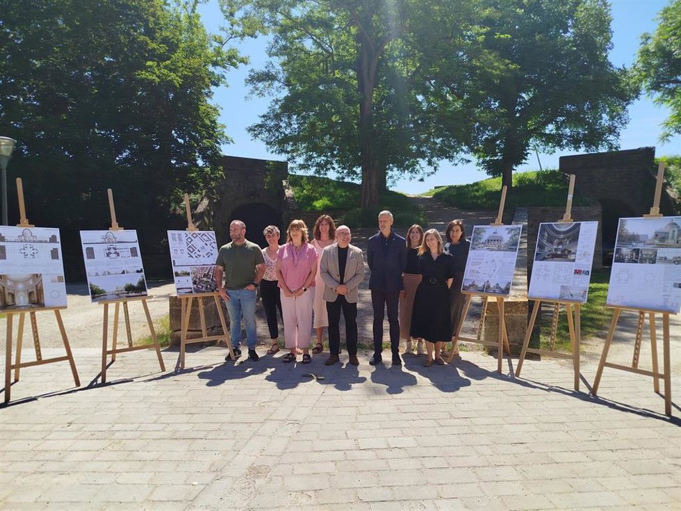 Seleccionados por unanimidad dos proyectos finalistas del concurso para la transformación del Monumento a los Caídos