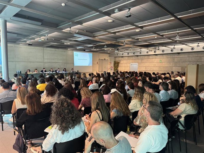 Educación reúne a los directores de infantil y primaria para trasladarles las novedades del próximo curso