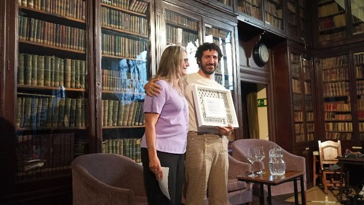 Marwán en el acto de nombramiento como Embajador Humanitario