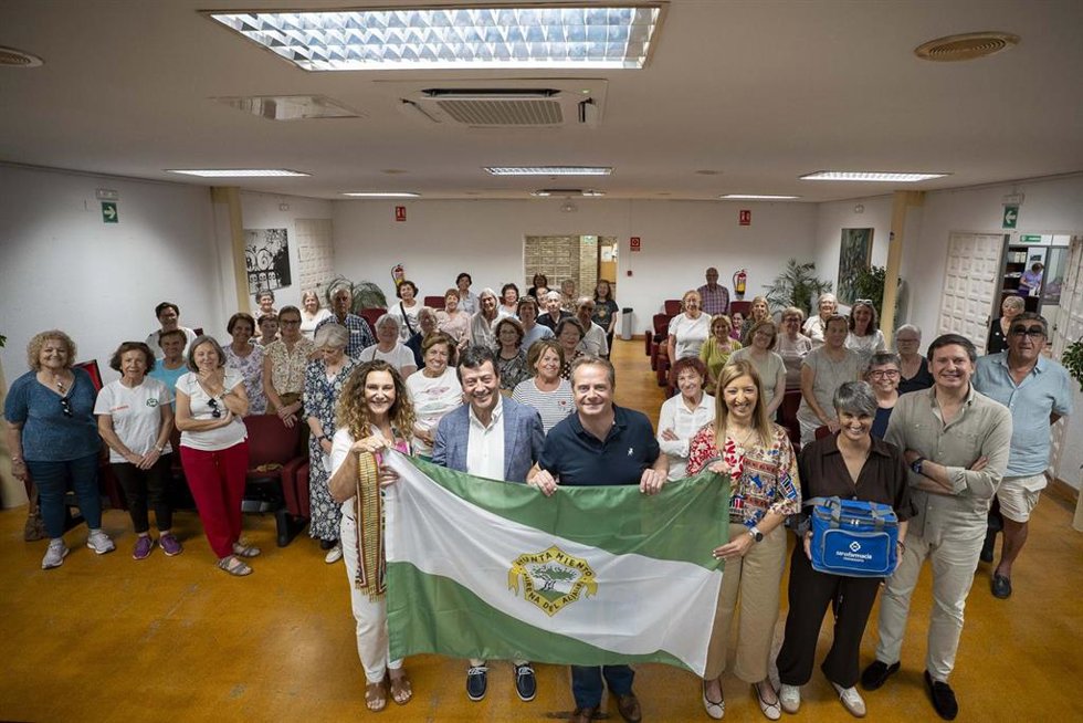 Imagen de la presentación del Camino de Santiago, adaptado a los mayores de los Centros de Mairena