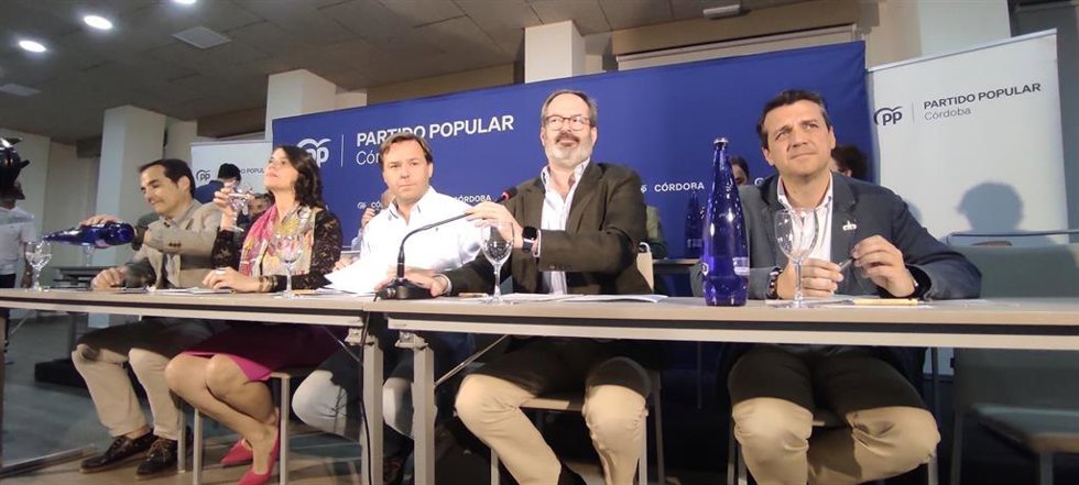 Reunión de la Junta Directiva Provincial del PP de Córdoba, con Antonio Repullo.