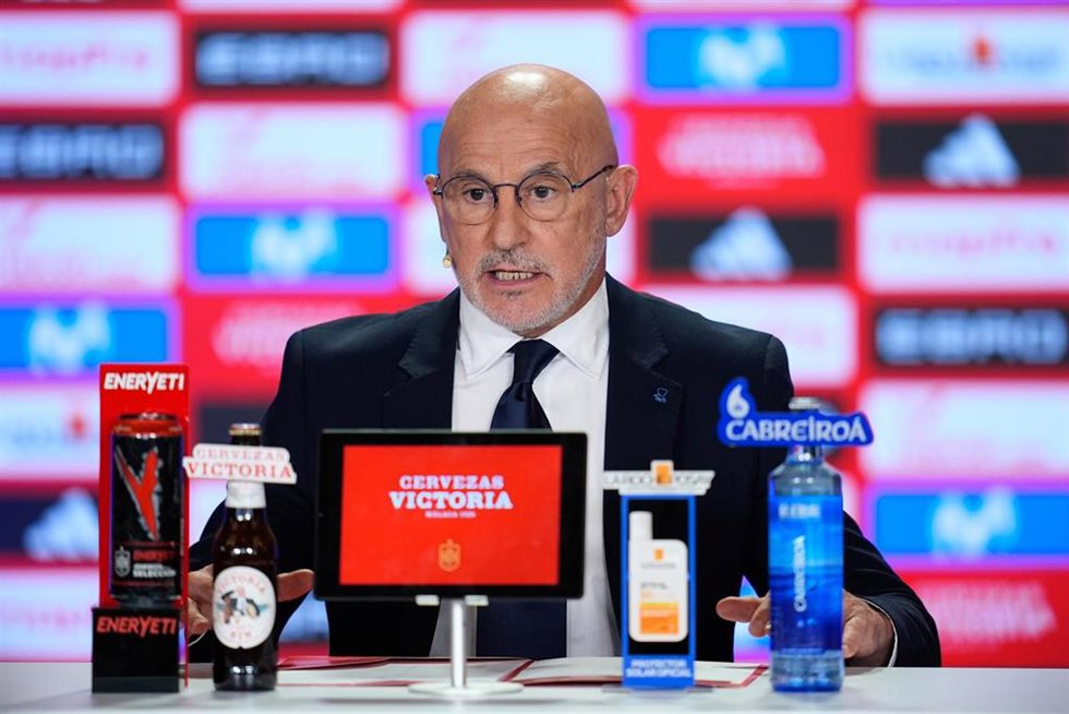 El seleccionador español Luis de la Fuente durante la rueda de prensa posterior a la lista de convocados para el Mundial 2026.