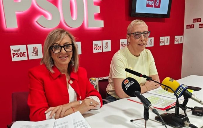 La senadora María José Villalba y la portavoz de la Diputación de Teruel (DPT) Sonia Palacio