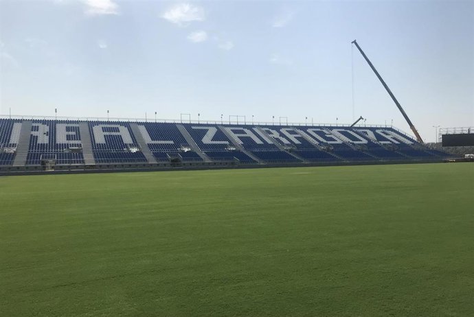 Archivo - Estadio Modular con las letras Real Zaragoza