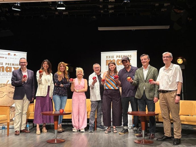 Finalistas valencianos de los Premios Max "muy felices" e "ilusionados" por las nominaciones: "Es un sueño"