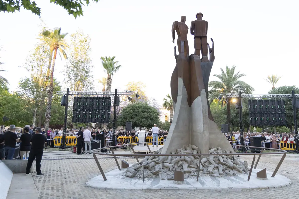 Monumento Revivim en Paiporta