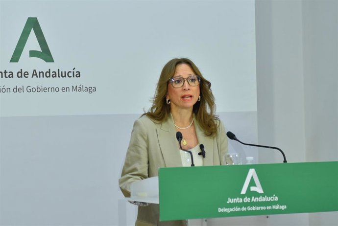La delegada del Gobierno de la Junta de Andalucía en Málaga, Patricia Navarro, ha puesto en valor el trabajo realizado por el gobierno autonómico en la provincia