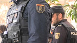 Archivo - Sucesos.-Detenido el exempleado de una empresa de venta de coches de ocasión por quedarse con 71.000 euros en anticipos