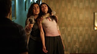 Archivo - LA DESCONOCIDA. Candela Peña as Ripoll, Ana Rujas as Clara in LA DESCONOCIDA. Cr. Sophie Koehler/Netflix  2025