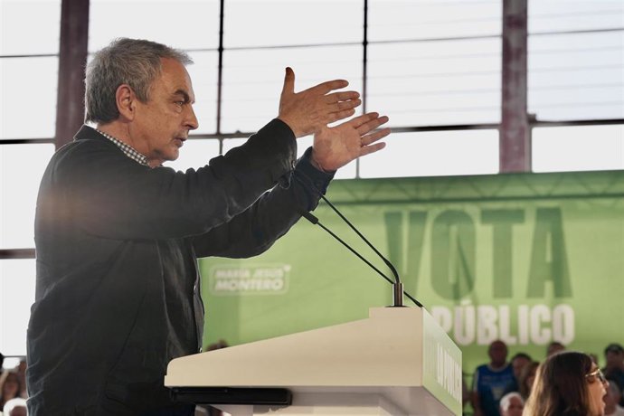 El expresidente del Gobierno José Luis Rodríguez Zapatero interviene en un acto de campaña en Cártama (Málaga), a 1 de mayo de 2026 en Cártama, Málaga (Andalucía, España).