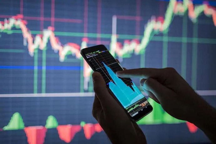 Archivo - Trading e inversiones digitales en mercados.
