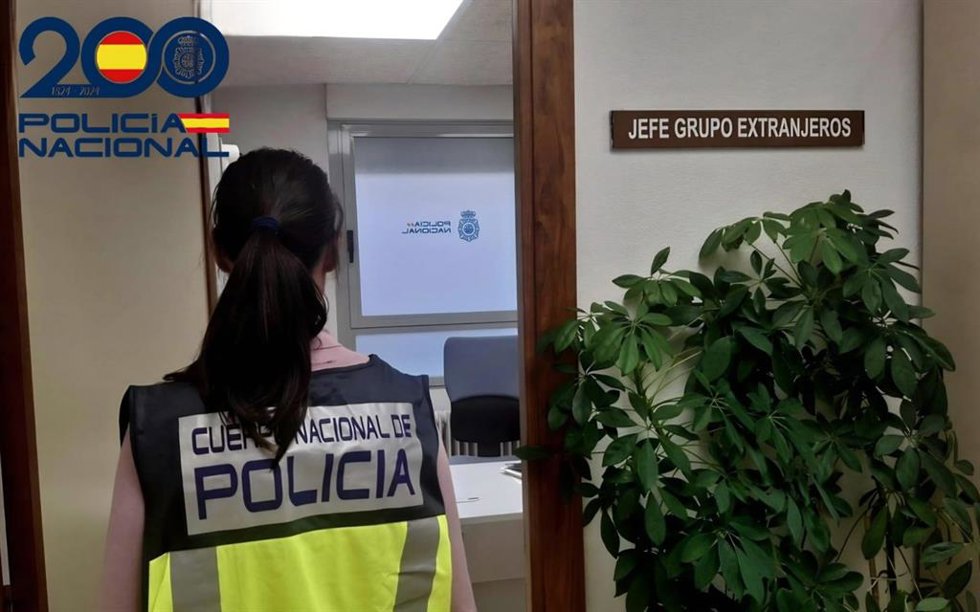 Imagen de archivo de un agente de la Policía Nacional