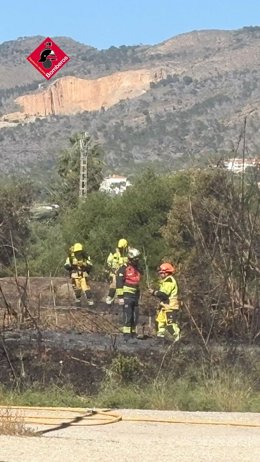 Controlat un incendi en una caseta abandonada de Benidorm que obliga a desallotjar a algunes persones