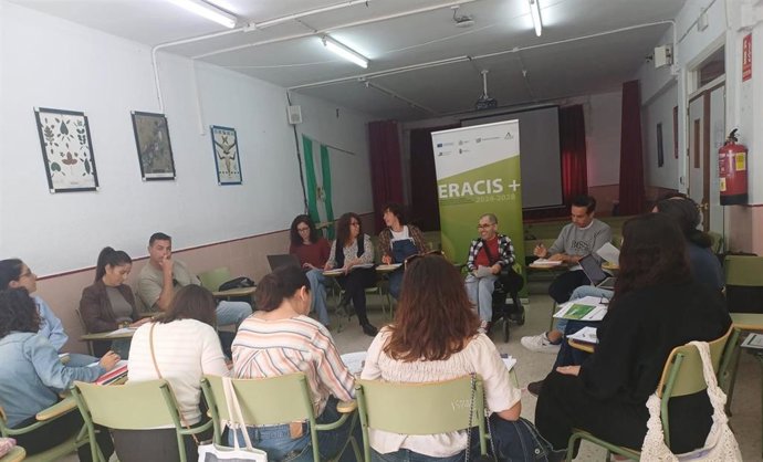 Jornada del programa Eracis+ en Puerto Serrano.