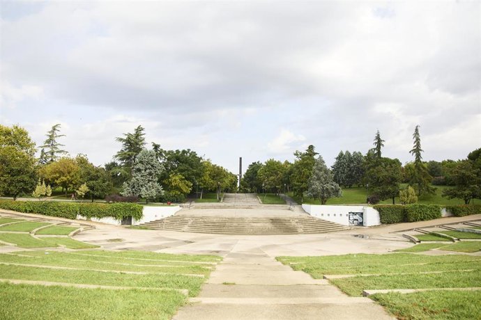 Archivo - Parque Enrique Tierno Galván, a 31 de agosto de 2024, en Madrid (España). El Ayuntamiento de Madrid está estudiando la posibilidad de instalar una noria en el parque Tierno Galván de Arganzuela, para lo que el pasado 26 de agosto licitó un estud