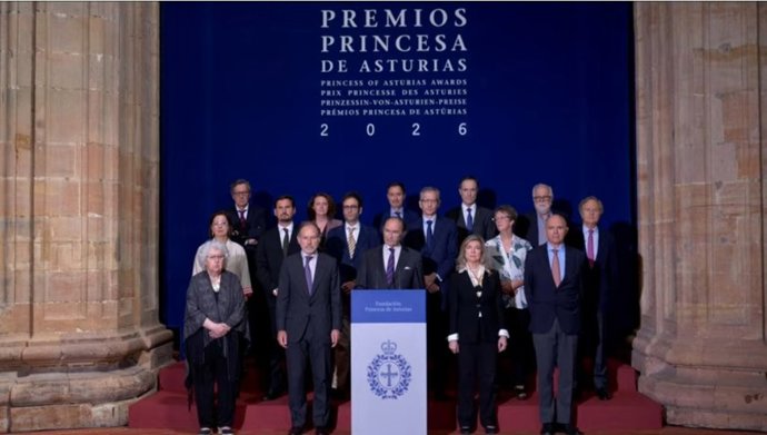 Jurado del Premio Princesa de Asturias de Ciencias Sociales 2026 durante la lectura del acta este mediodía en Oviedo.