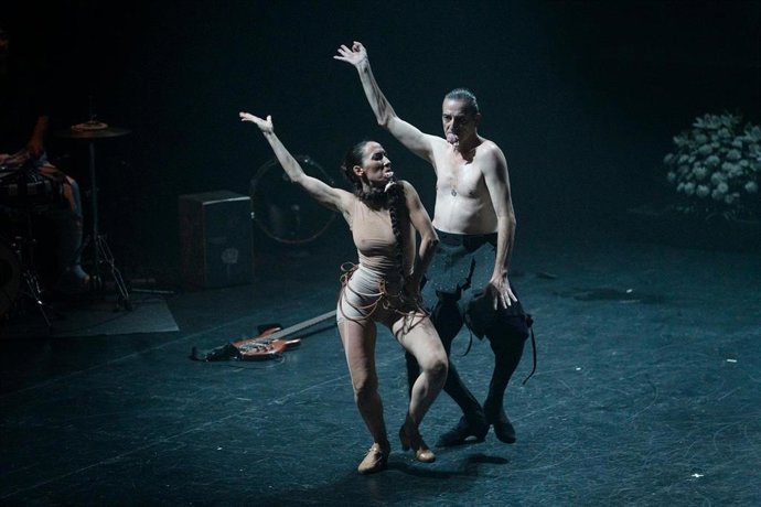 Archivo - En 'Matarife|Paraíso', los bailaores y coreógrafos Andrés Marín y Ana Morales reinterpretan 'La Divina Comedia', de Dante, como un viaje flamenco donde el paraíso no es la salvación