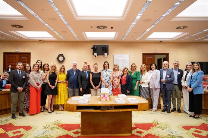 Foto de grupo do Fórum Saúde e Mulher.